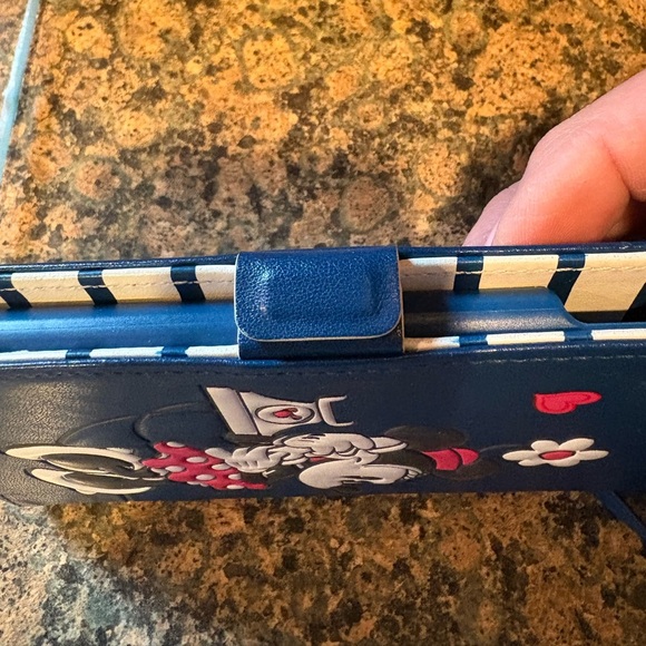 Phone Case Disney Mini And Mickey
Mouse synthetic leather Collectible - Picture 9 of 10